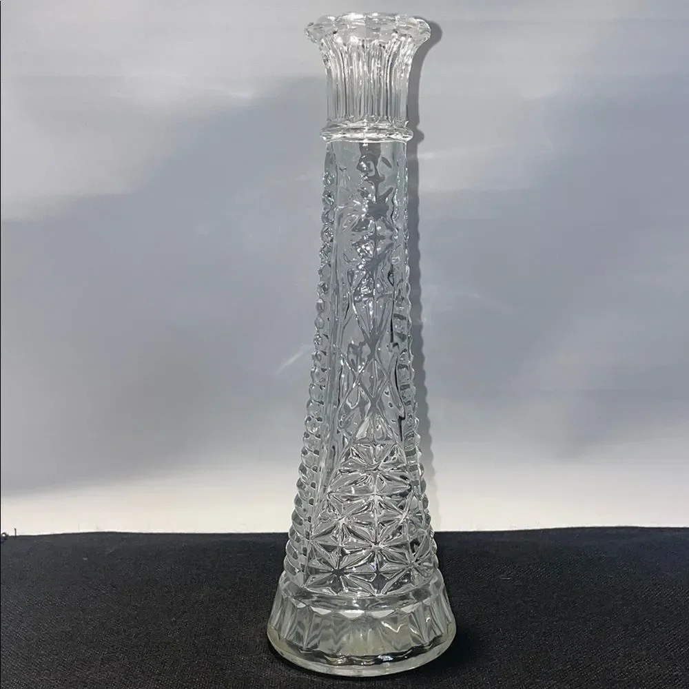 Vintage Crystal Accents Vase with Intricate Cut Glass Design